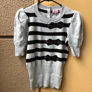 Ted Baker London Gray and Black Striped Short Sleeve Top